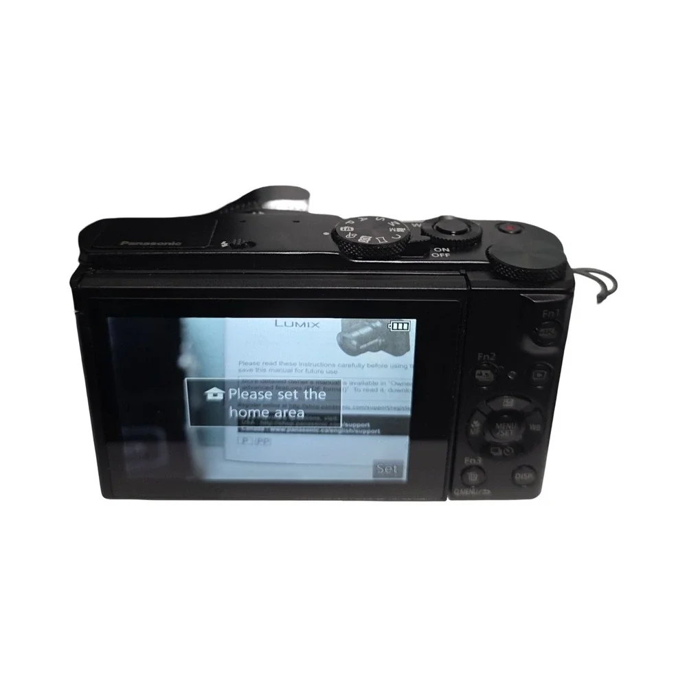 Panasonic LUMIX LX10 20.1MP Digital Camera MINT in BOX